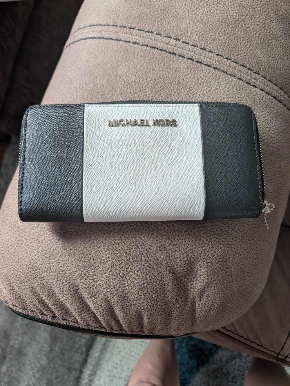 Michael Kors Black and White Colorblock Zip Wallet
